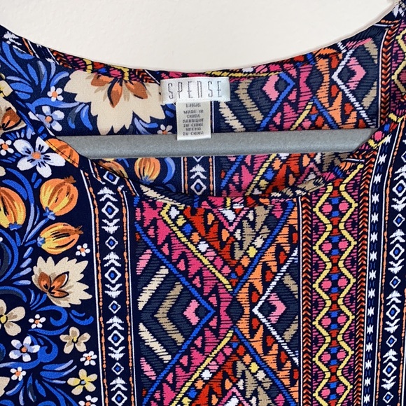 SPENSE pattern short sleeve top - Picture 2 of 5